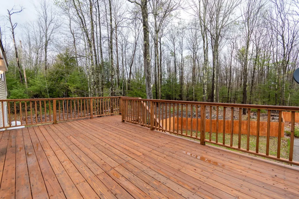54 Seavey Drive Buxton ME 04093