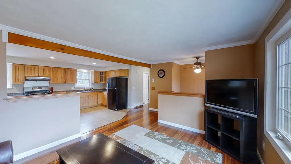 54 Seavey Drive Buxton ME 04093