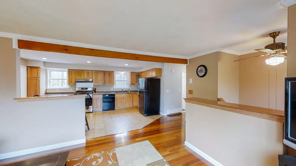 54 Seavey Drive Buxton ME 04093
