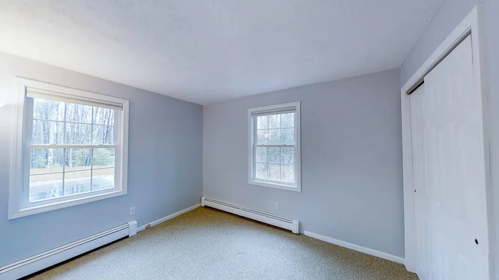 54 Seavey Drive Buxton ME 04093
