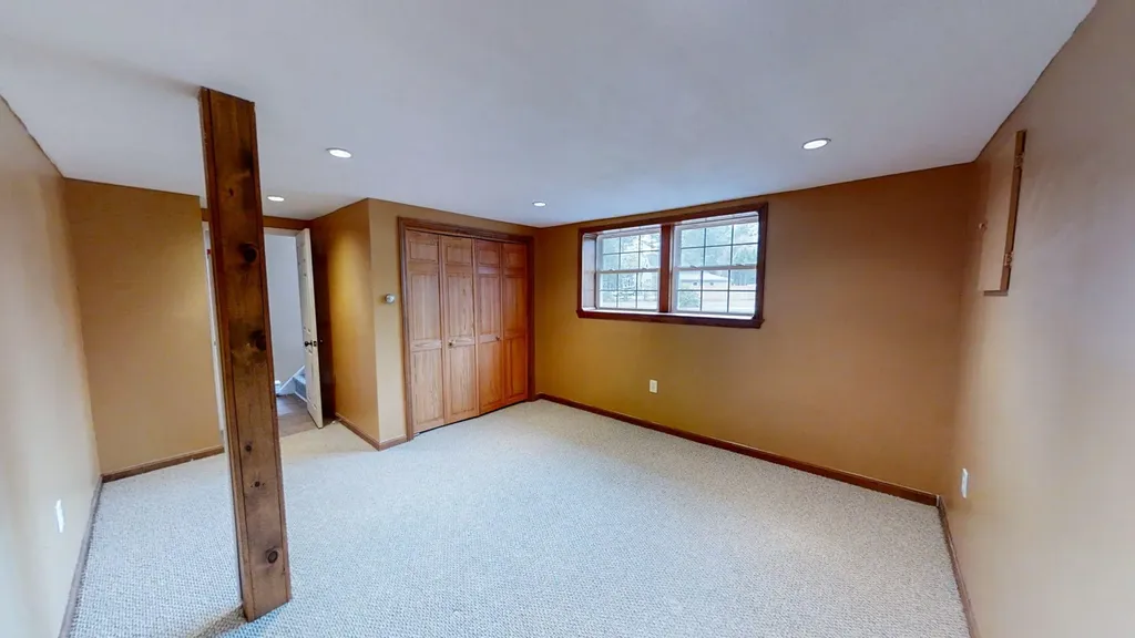 54 Seavey Drive Buxton ME 04093