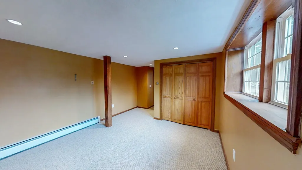 54 Seavey Drive Buxton ME 04093
