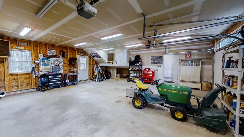 54 Seavey Drive Buxton ME 04093