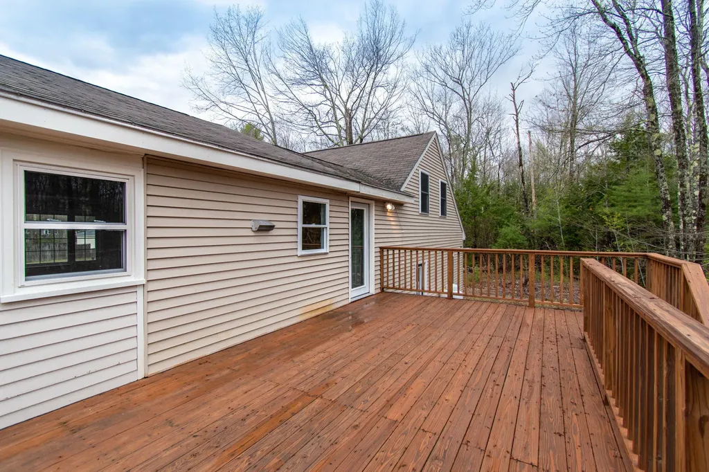 54 Seavey Drive Buxton ME 04093