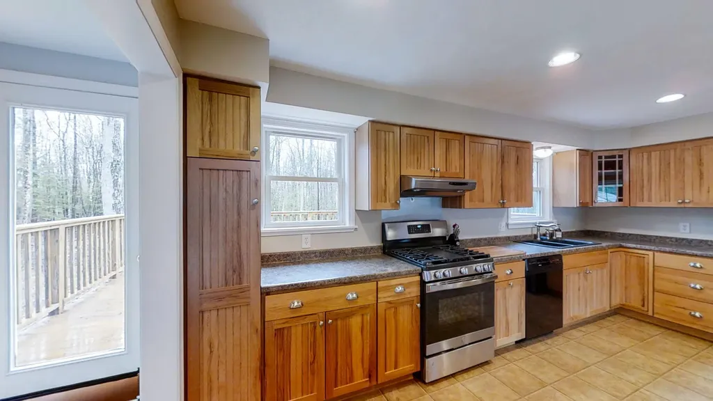 54 Seavey Drive Buxton ME 04093