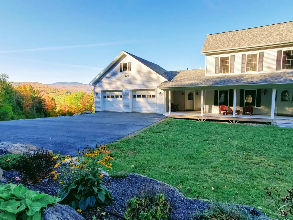 26 Staples Road Madrid Twp ME 04966