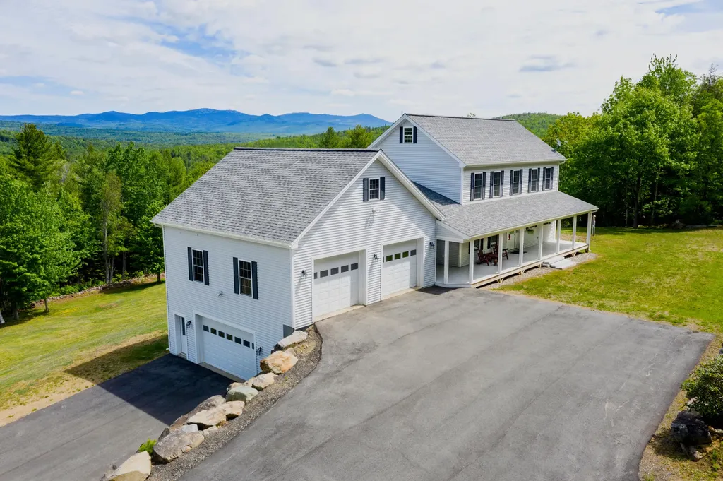 26 Staples Road Madrid Twp ME 04966