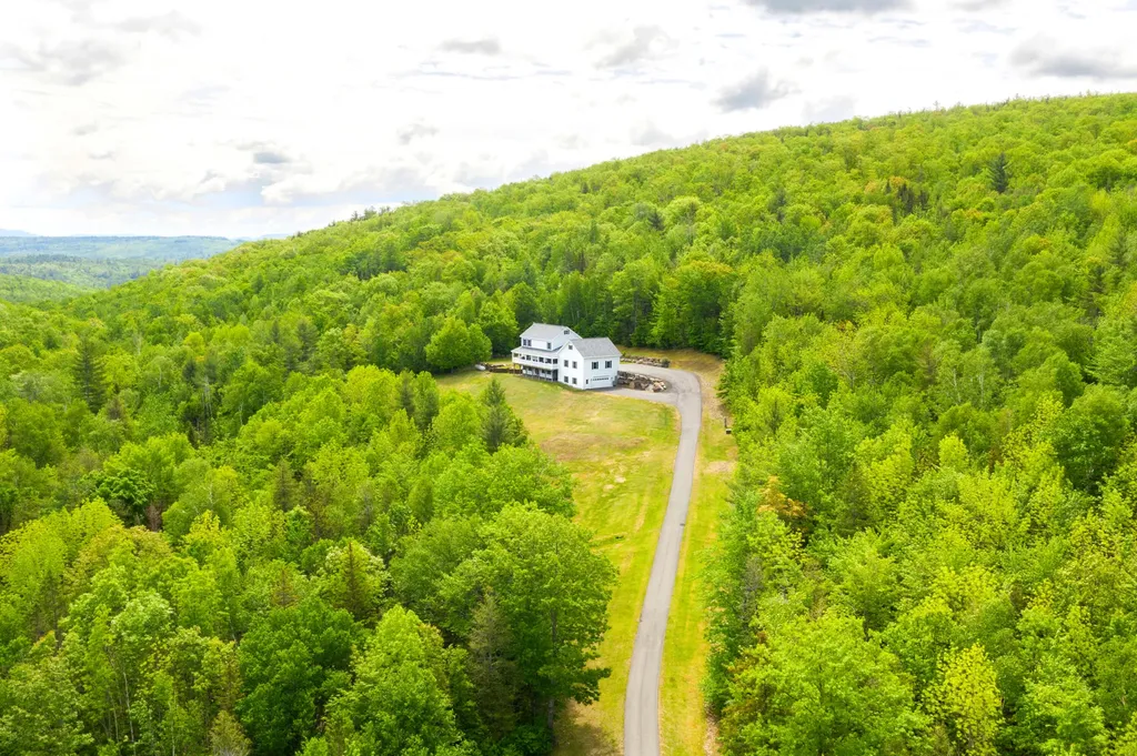 26 Staples Road Madrid Twp ME 04966