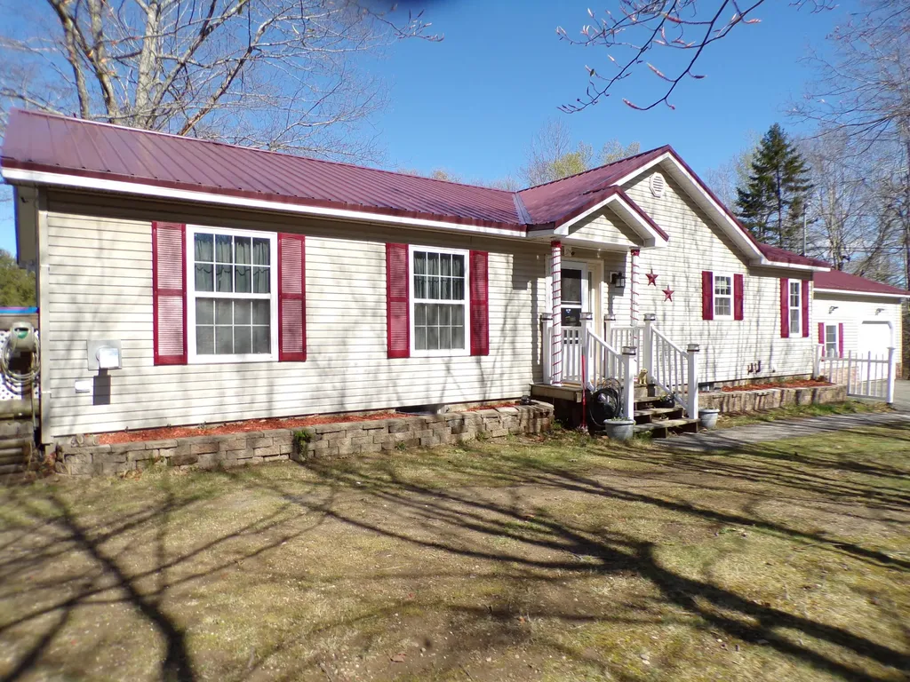 110 North Bend Road Ellsworth ME 04605