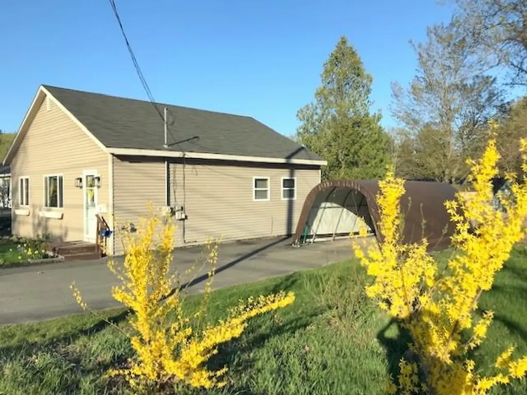 90 Cool Street Waterville ME 04901