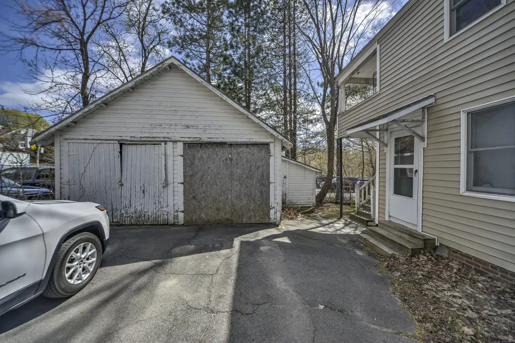 3 Sturgis Lane Augusta ME 04330