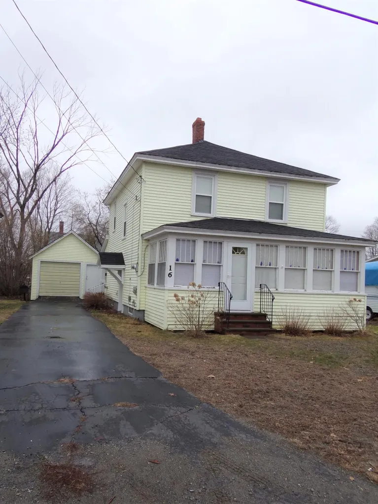 16 Henderson Street Brownville ME 04414