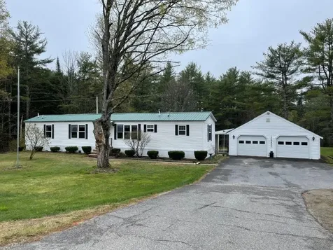 131 East Pittston Road Pittston ME 04345