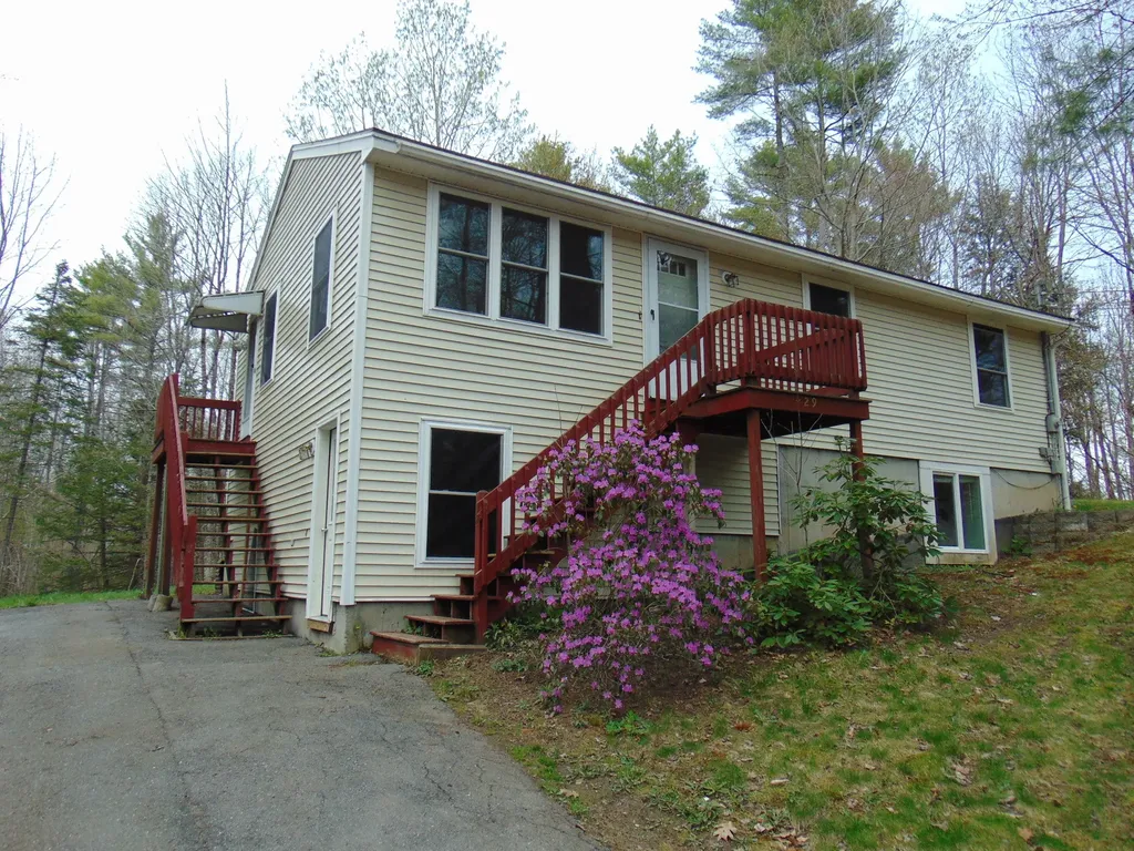 29 Deering Road Gorham ME 04038