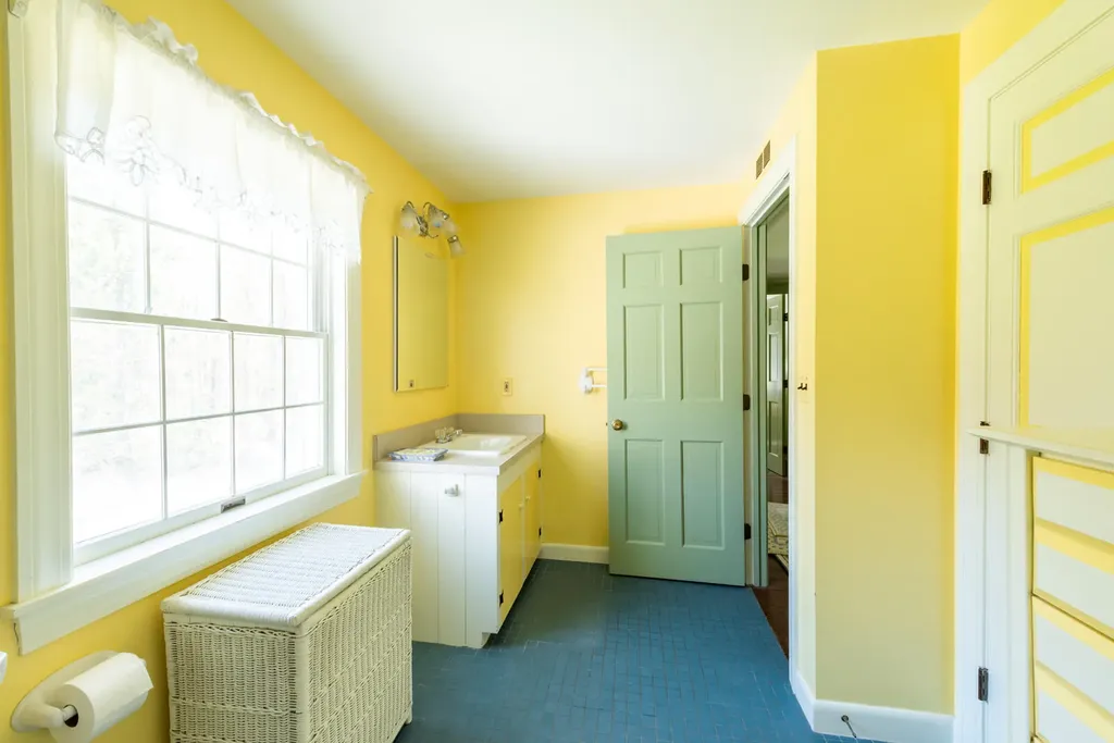 53 Smithfield Road Belgrade ME 04917