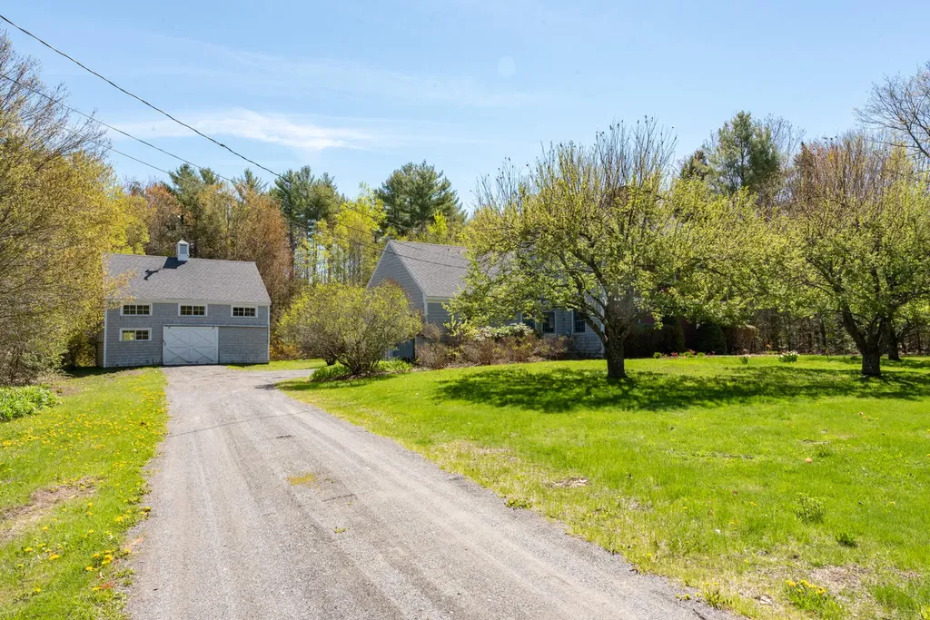 53 Smithfield Road Belgrade ME 04917