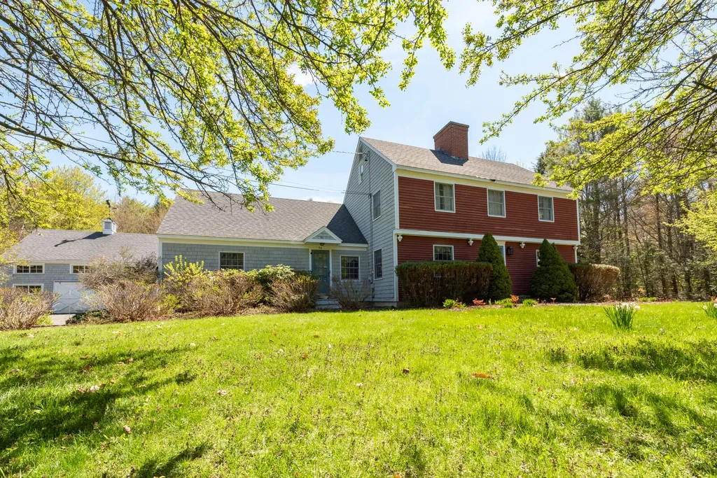 53 Smithfield Road Belgrade ME 04917