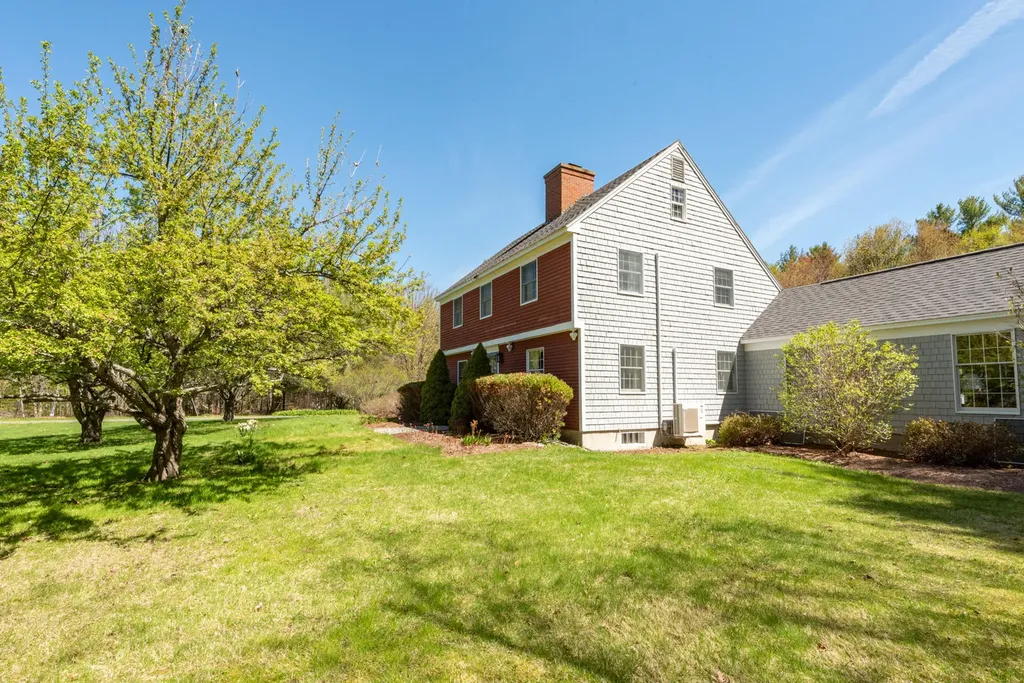 53 Smithfield Road Belgrade ME 04917