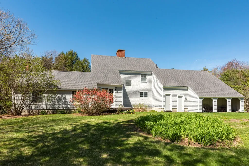 53 Smithfield Road Belgrade ME 04917