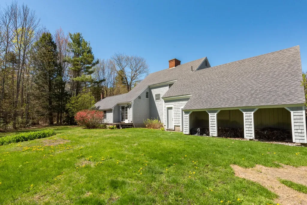 53 Smithfield Road Belgrade ME 04917