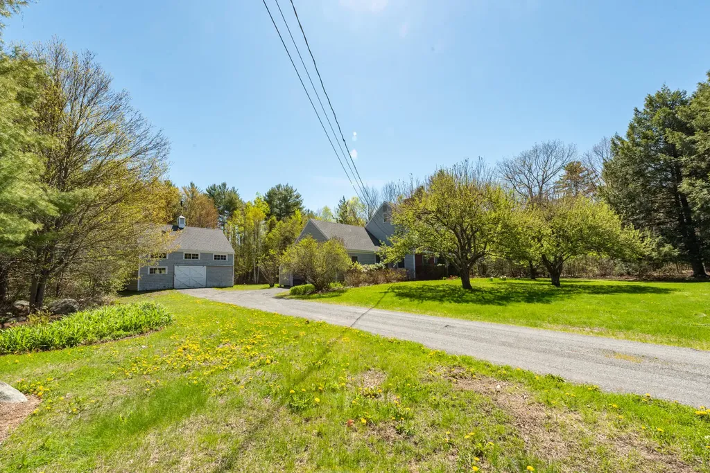 53 Smithfield Road Belgrade ME 04917
