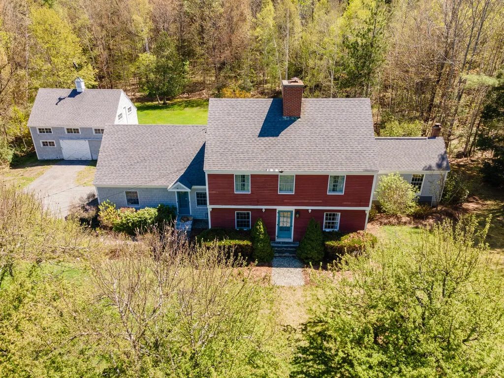 53 Smithfield Road Belgrade ME 04917
