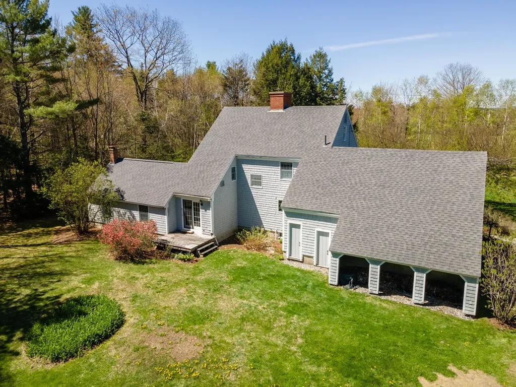 53 Smithfield Road Belgrade ME 04917