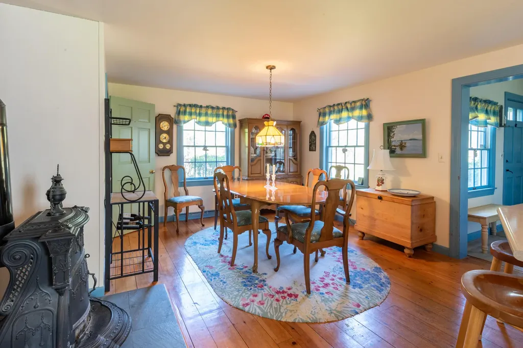 53 Smithfield Road Belgrade ME 04917