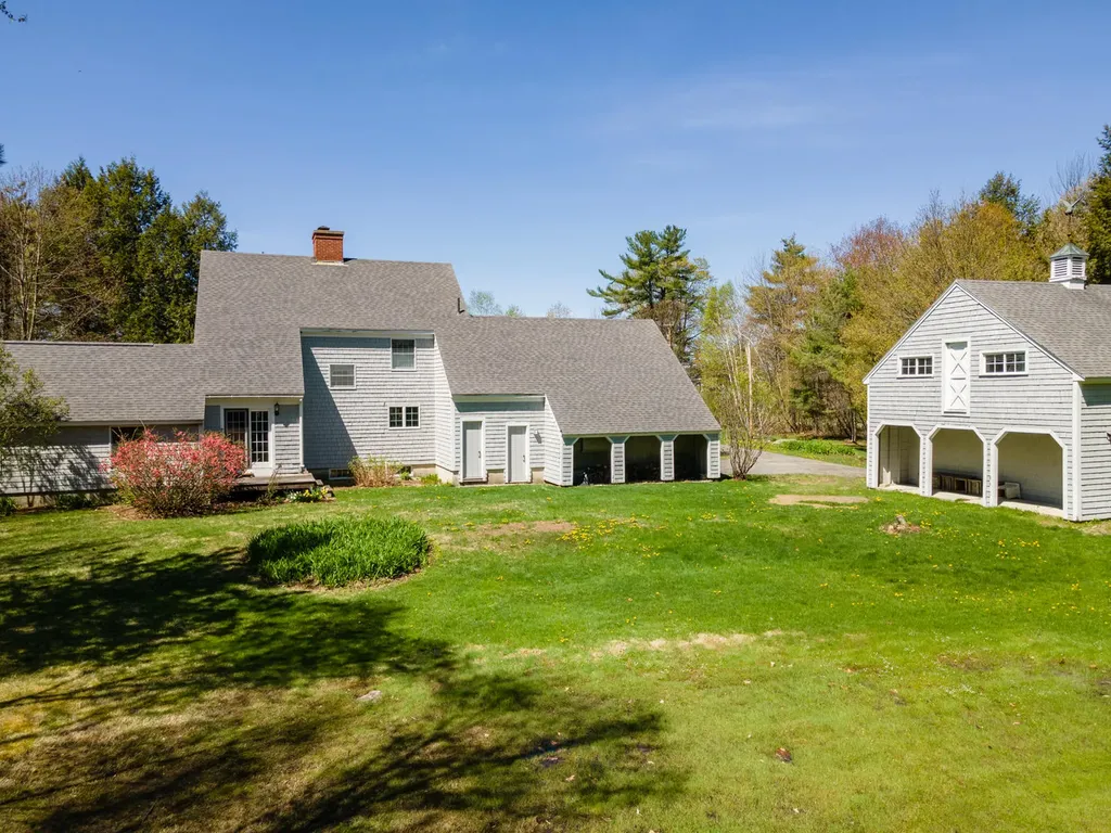 53 Smithfield Road Belgrade ME 04917