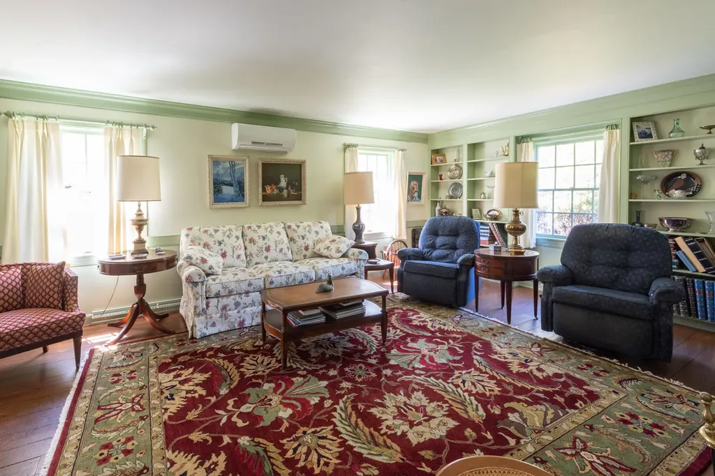 53 Smithfield Road Belgrade ME 04917