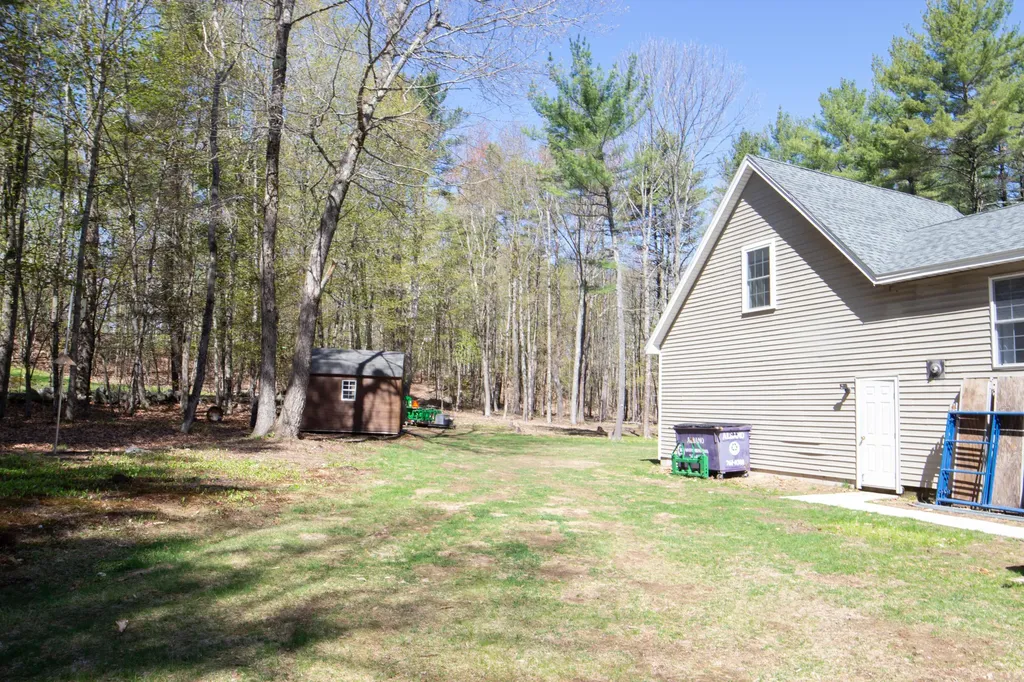 11 Anthoine Road Windham ME 04062