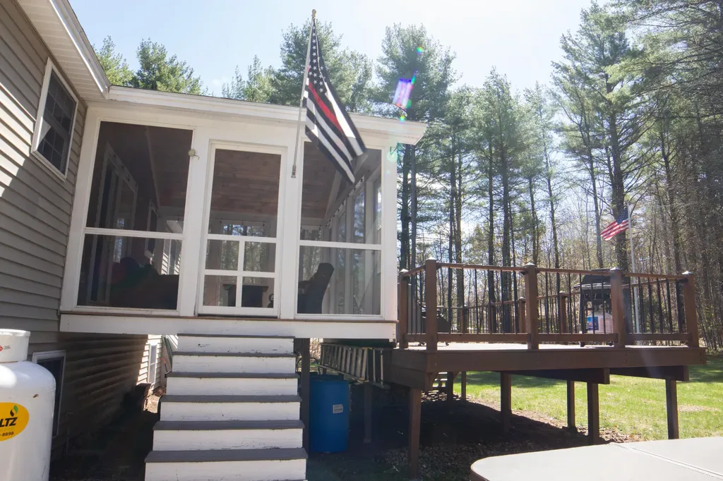 11 Anthoine Road Windham ME 04062