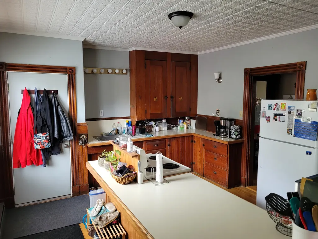 88 Lincoln Street Bangor ME 04401