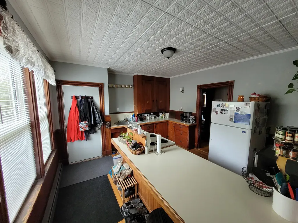 88 Lincoln Street Bangor ME 04401