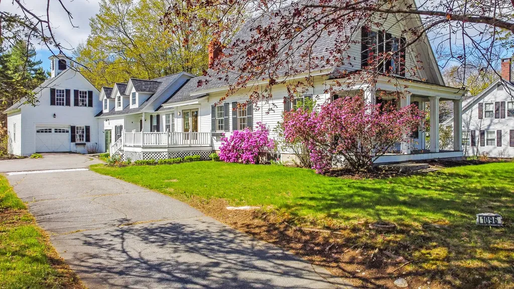 1096 Main Street Readfield ME 04355
