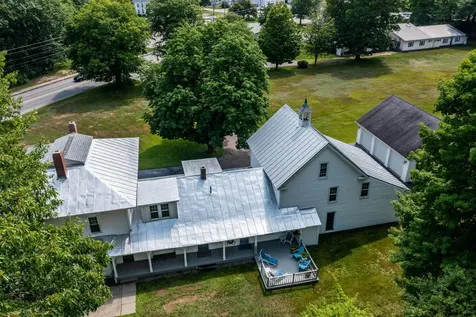 104 Hill Street Farmington ME 04938