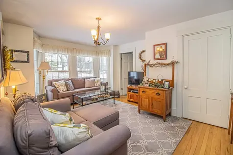104 Hill Street Farmington ME 04938