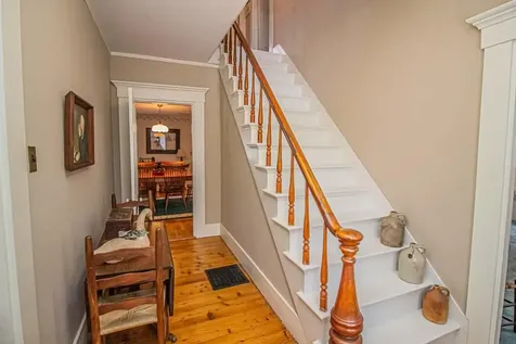 104 Hill Street Farmington ME 04938