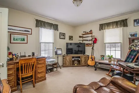 104 Hill Street Farmington ME 04938