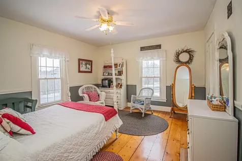 104 Hill Street Farmington ME 04938