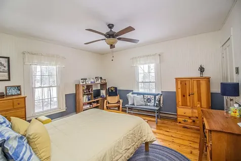 104 Hill Street Farmington ME 04938