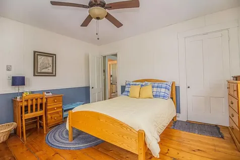104 Hill Street Farmington ME 04938