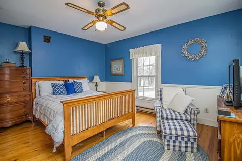 104 Hill Street Farmington ME 04938