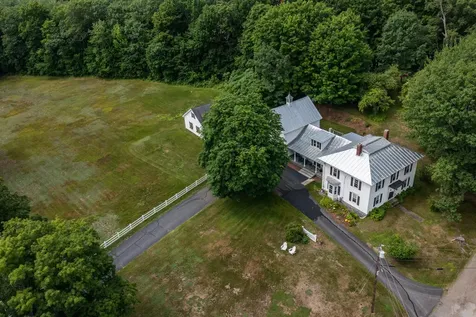 104 Hill Street Farmington ME 04938