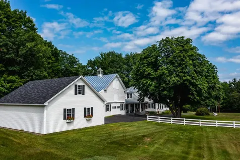 104 Hill Street Farmington ME 04938