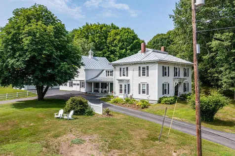 104 Hill Street Farmington ME 04938