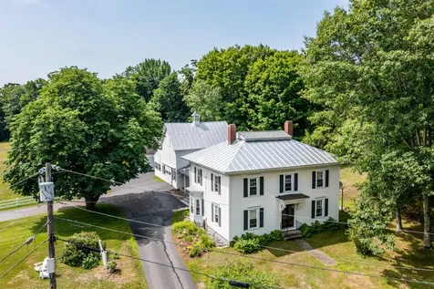 104 Hill Street Farmington ME 04938