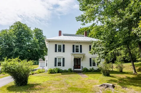 104 Hill Street Farmington ME 04938
