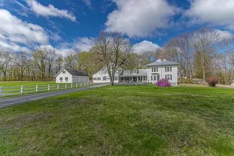 104 Hill Street Farmington ME 04938