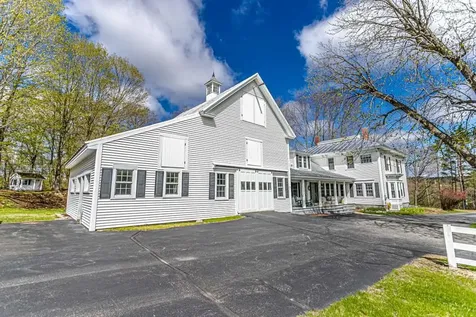 104 Hill Street Farmington ME 04938